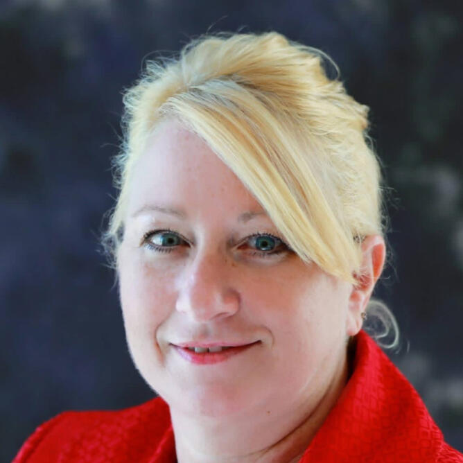 Lynette Evans